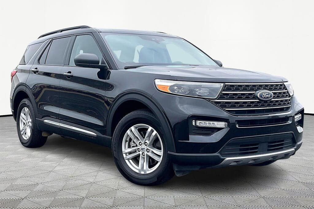 2023 Ford Explorer XLT AWD