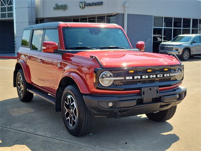 2024 Ford Bronco Outer Banks 4-Door 4WD