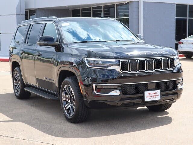 2024 Jeep Wagoneer RWD