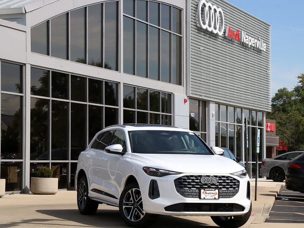 2025 Audi Q5 quattro Premium 40 TFSI