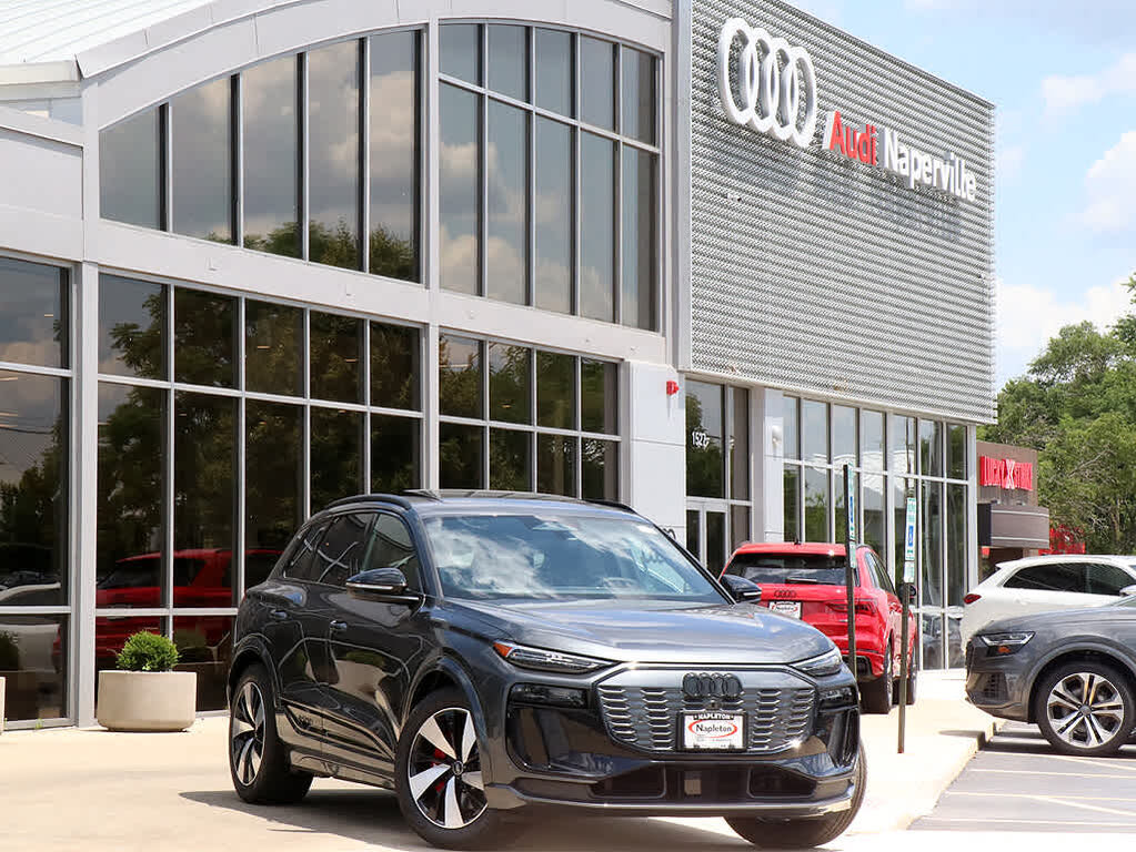 2025 Audi SQ6 e-tron quattro Premium Plus