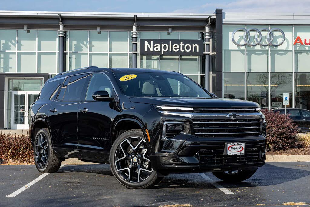 2025 Chevrolet Traverse High Country 4WD