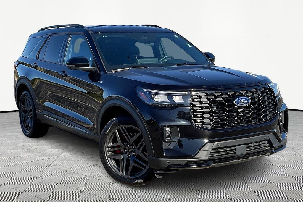 2025 Ford Explorer ST-Line AWD