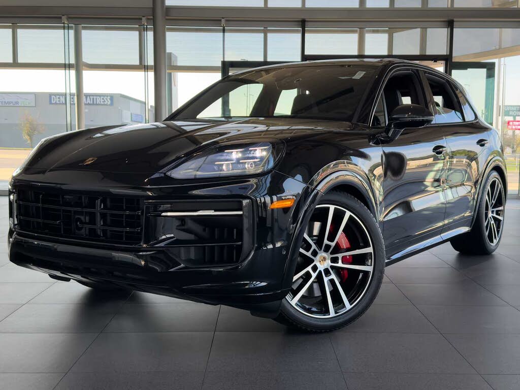 2025 Porsche Cayenne GTS AWD