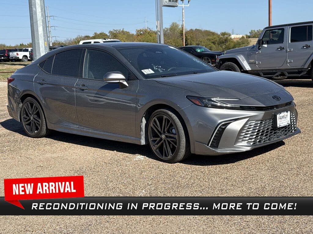 2025 Toyota Camry XSE FWD