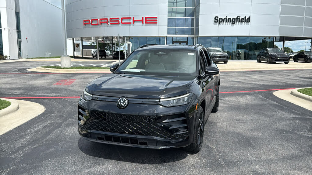 2025 Volkswagen Tiguan SE R-Line Black 4Motion