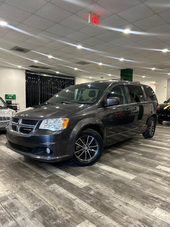 2017 Dodge Grand Caravan SXT FWD
