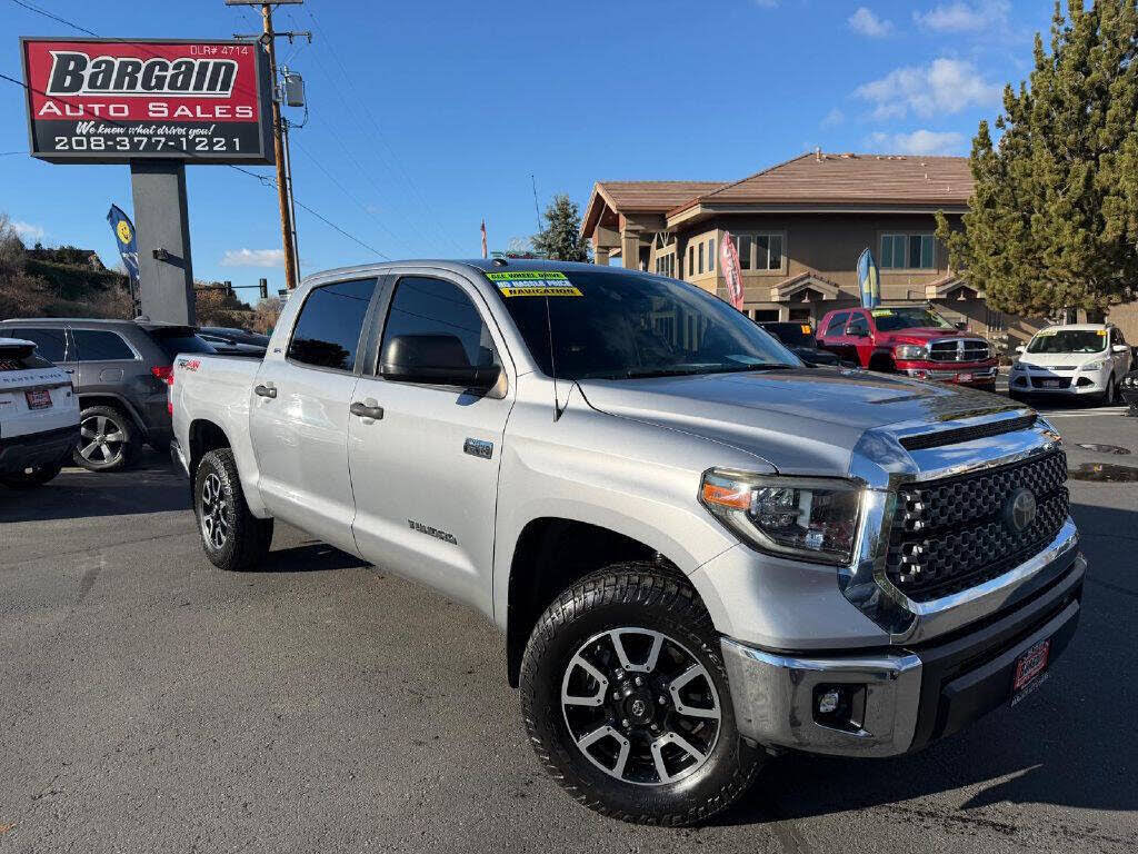 2018 Toyota Tundra SR5 CrewMax 5.7L 4WD