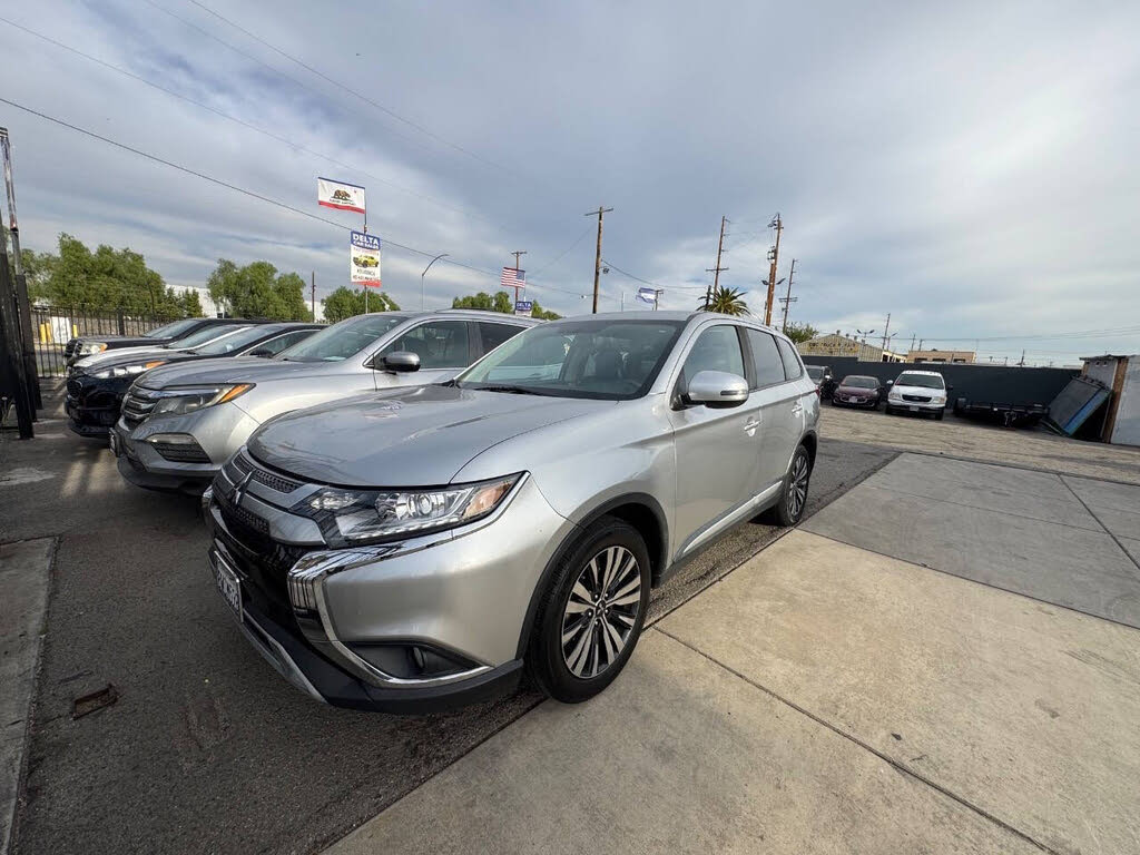 2019 Mitsubishi Outlander SE FWD
