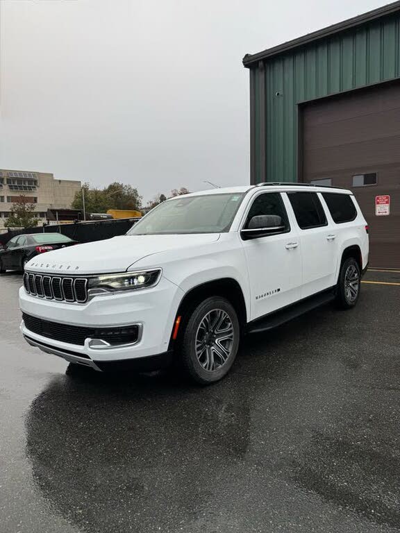 2023 Jeep Wagoneer L Series II 4WD