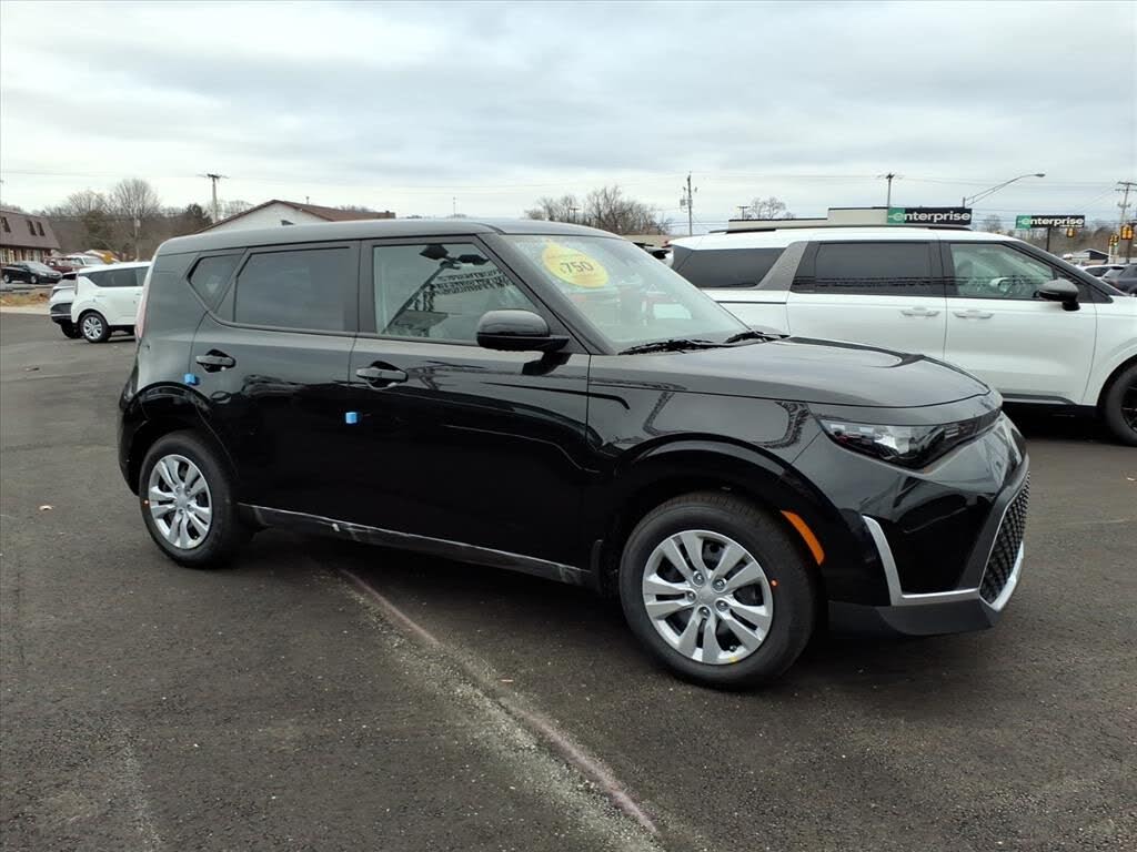 2025 Kia Soul LX FWD