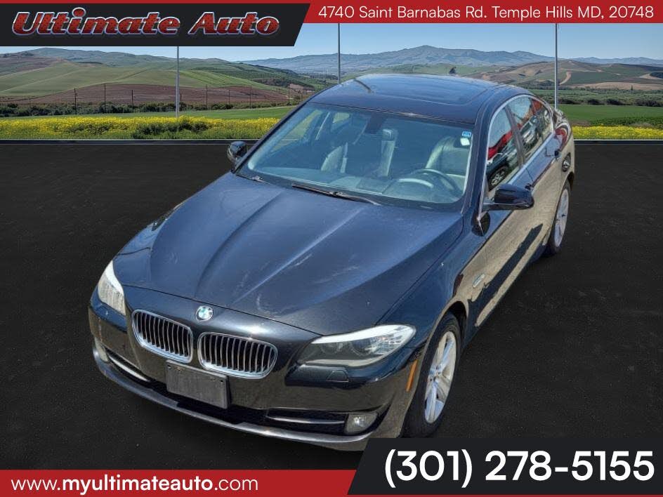 2013 BMW 5 Series 528i Sedan RWD
