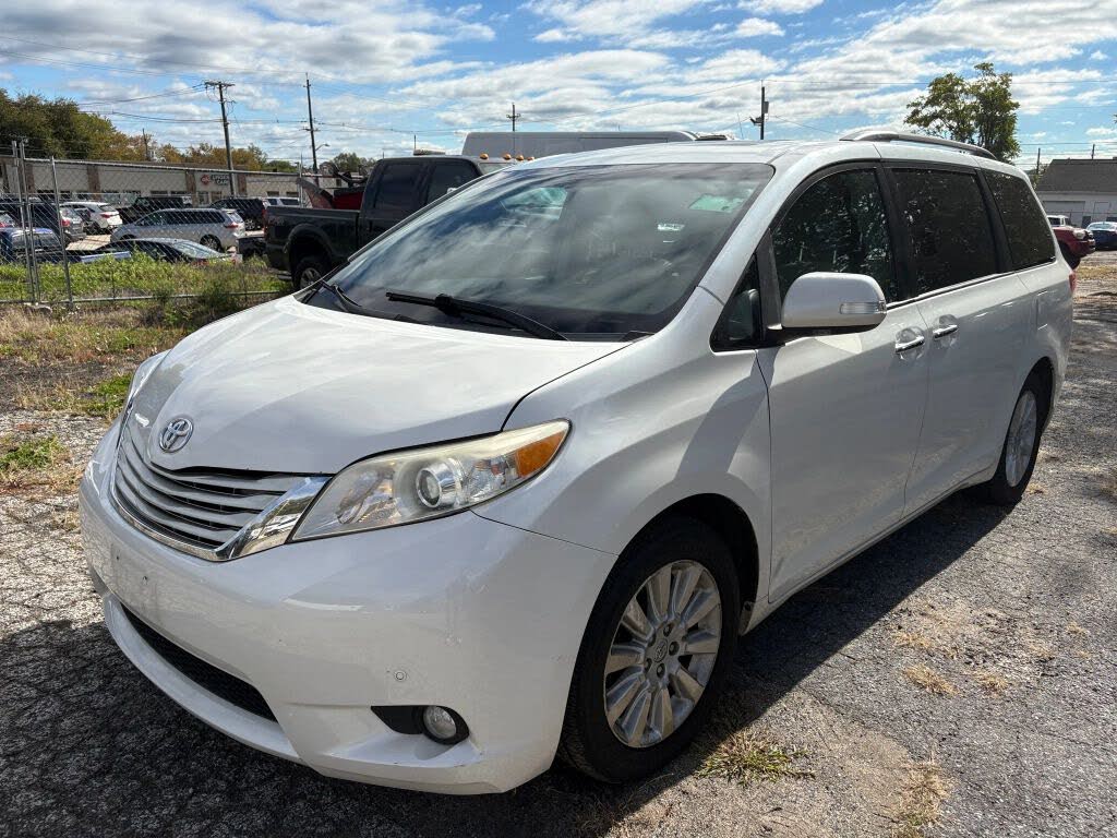 2013 Toyota Sienna Limited 7-Passenger