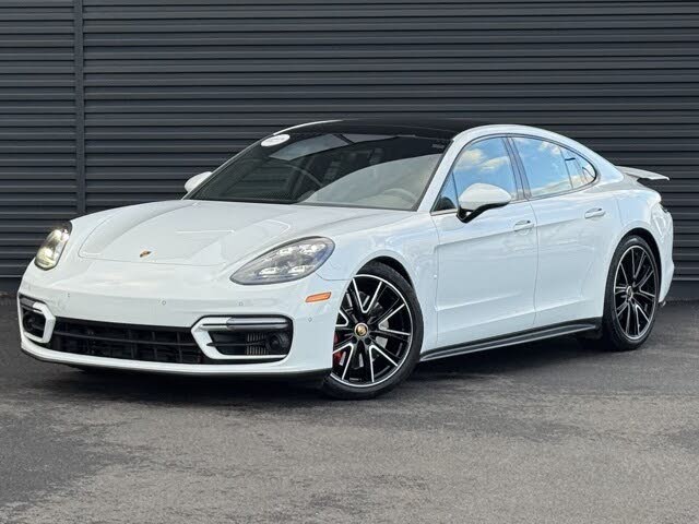 2023 Porsche Panamera GTS AWD