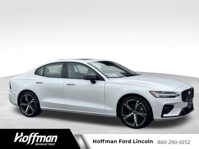 2024 Volvo S60 B5 Core Dark Theme AWD