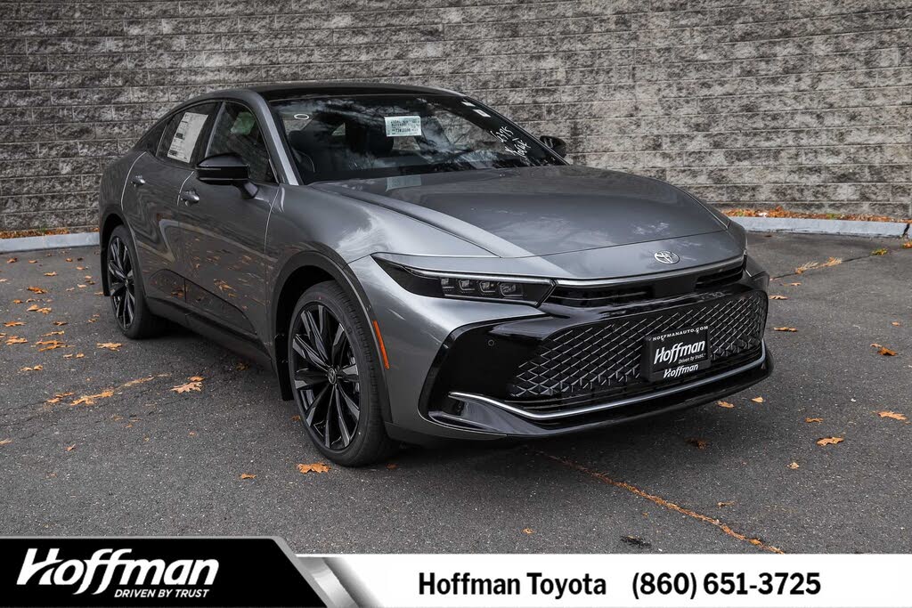 2026 Toyota Crown Platinum AWD