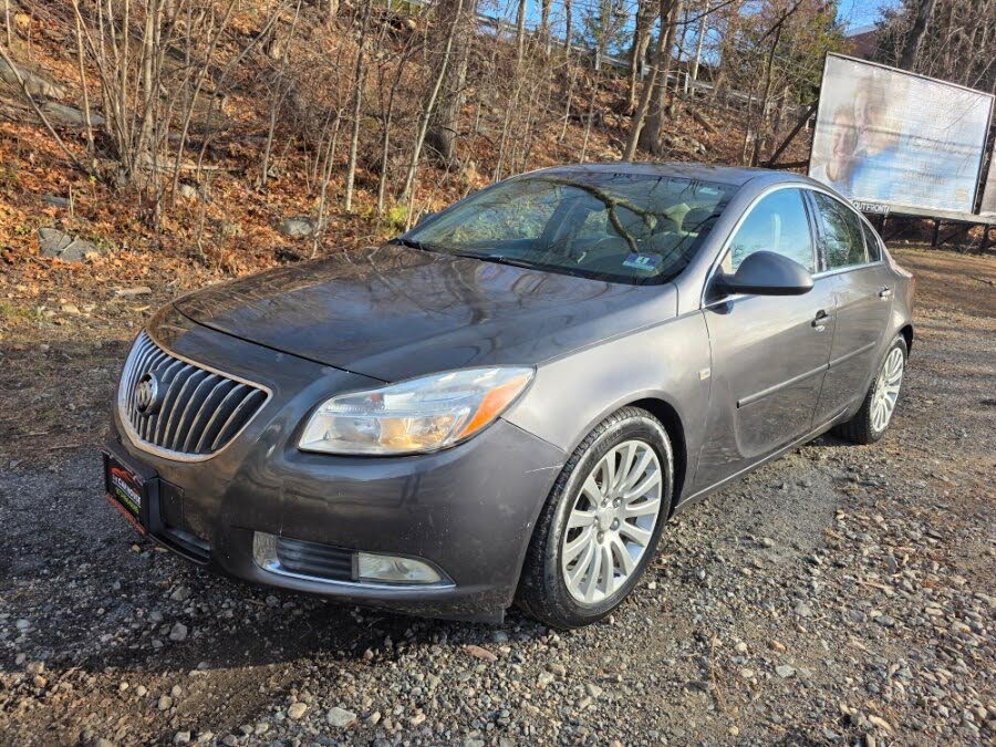 2011 Buick Regal CXL Turbo Sedan FWD