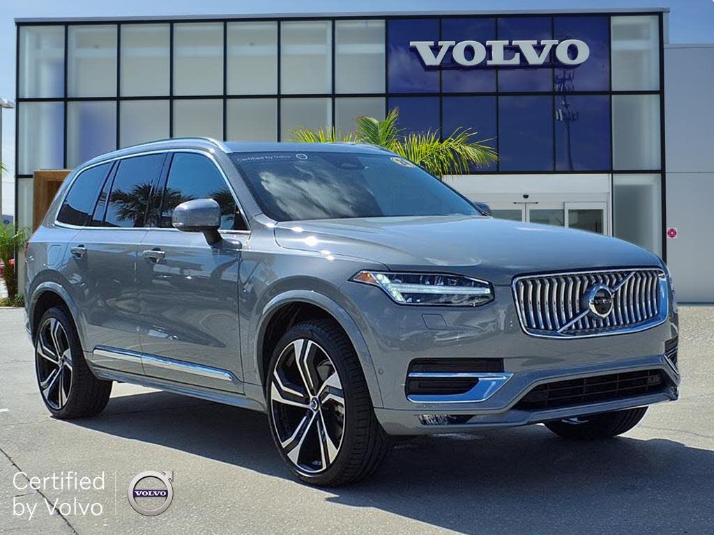 2024 Volvo XC90 B6 Ultimate Bright Theme 7-Passenger AWD