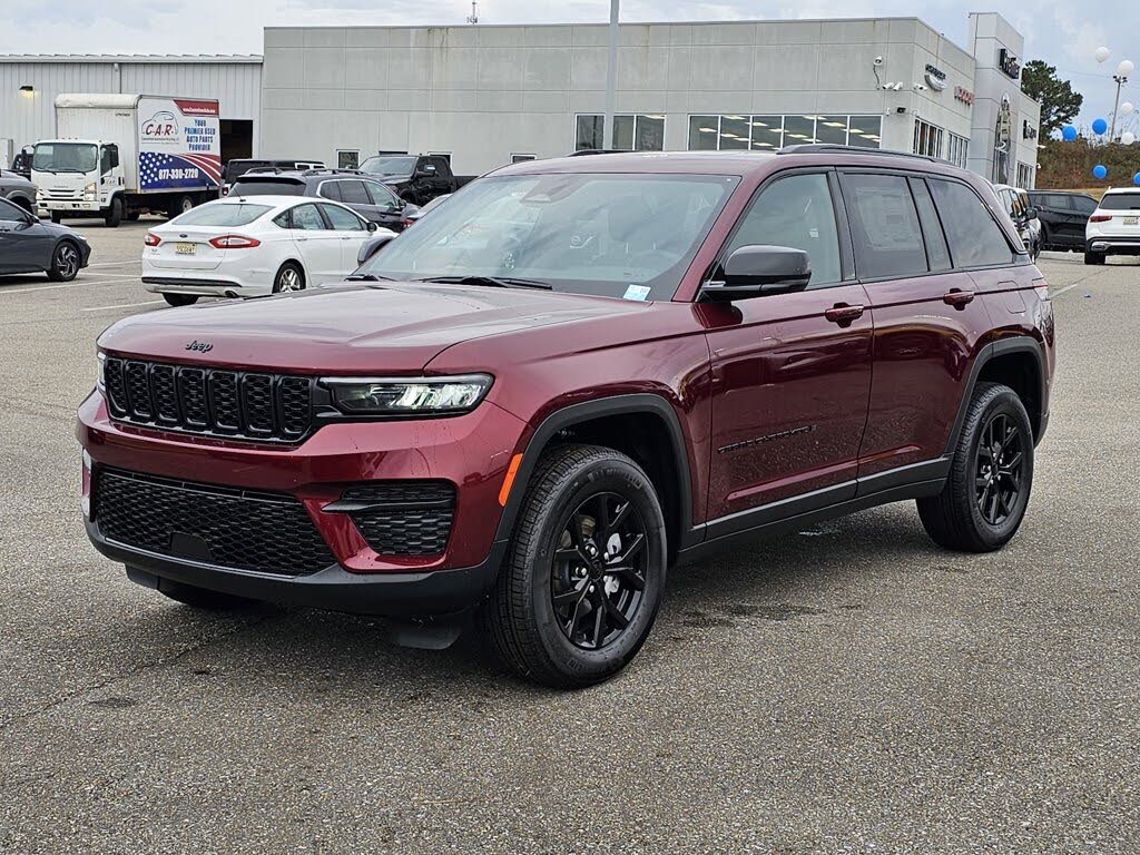 2025 Jeep Grand Cherokee Altitude X RWD