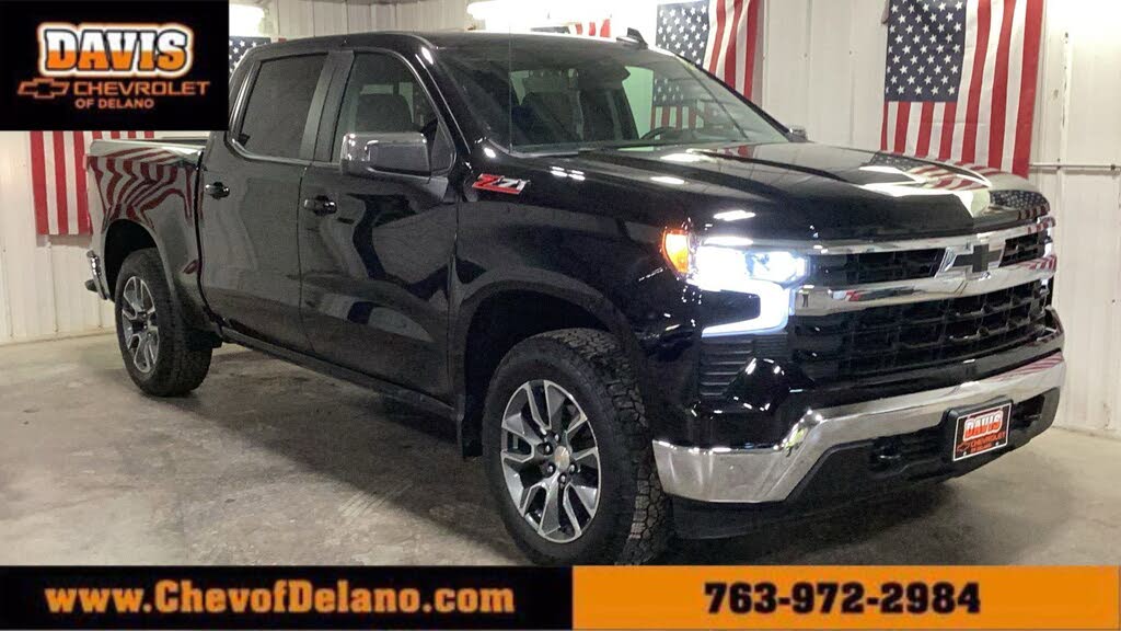 2026 Chevrolet Silverado 1500 LT Crew Cab 4WD