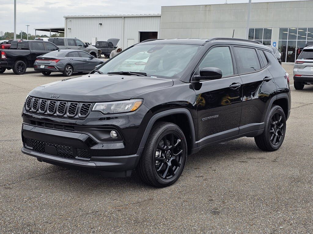 2026 Jeep Compass Latitude Altitude 4WD