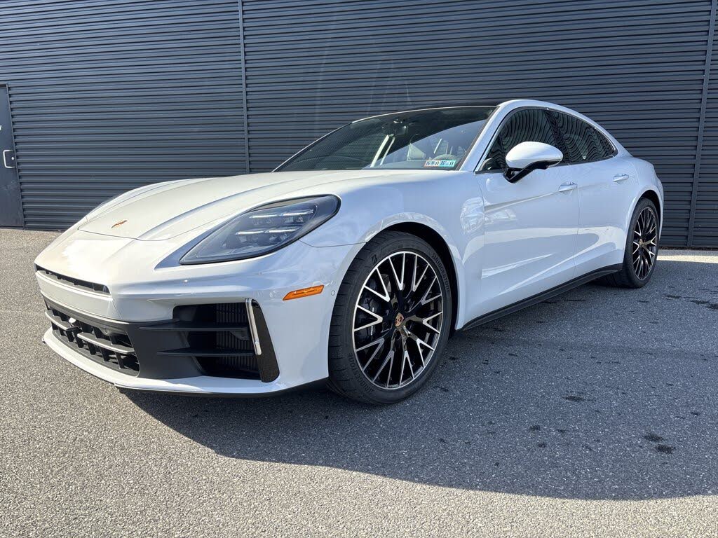 2026 Porsche Panamera