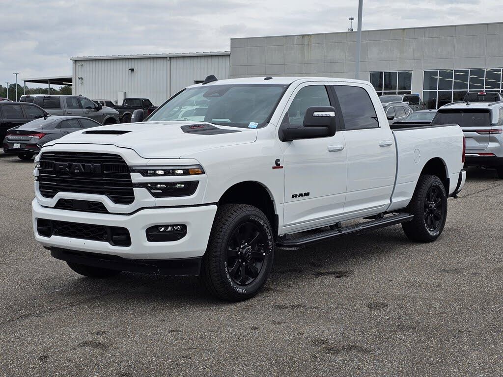2026 RAM 2500 Laramie Crew Cab 4WD