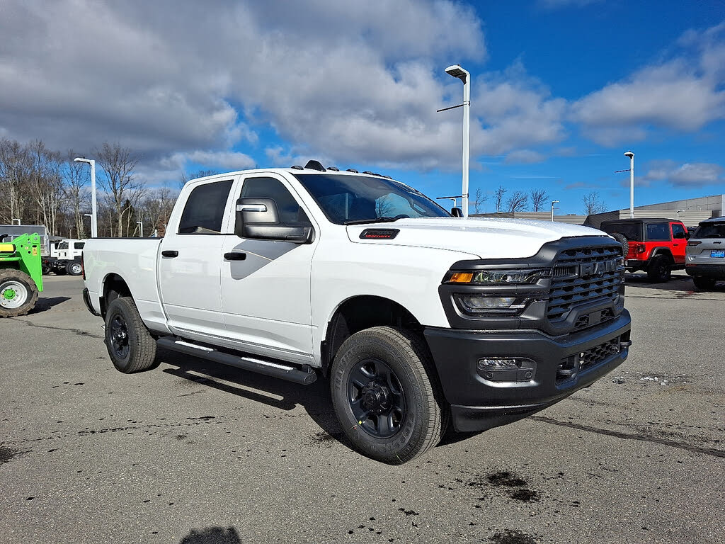 2026 RAM 2500 Tradesman Crew Cab 4WD