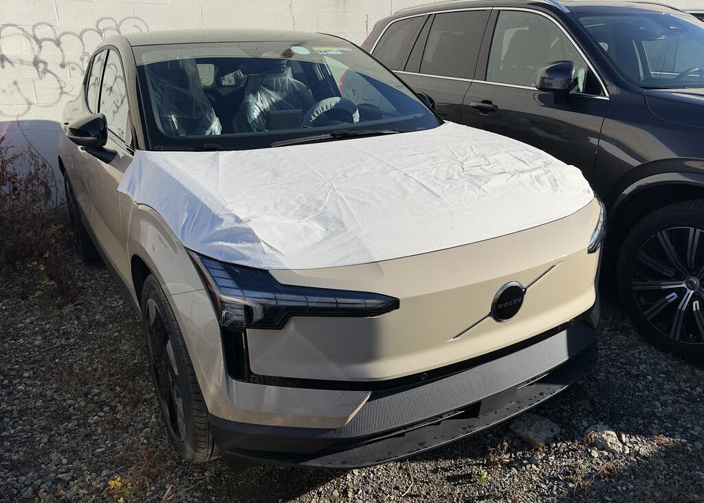 2026 Volvo EX30 Twin Plus eAWD