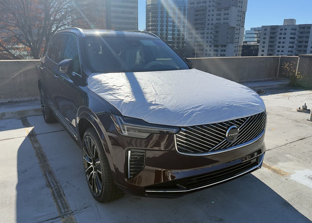 2026 Volvo XC90 B6 Plus 7-Passenger AWD