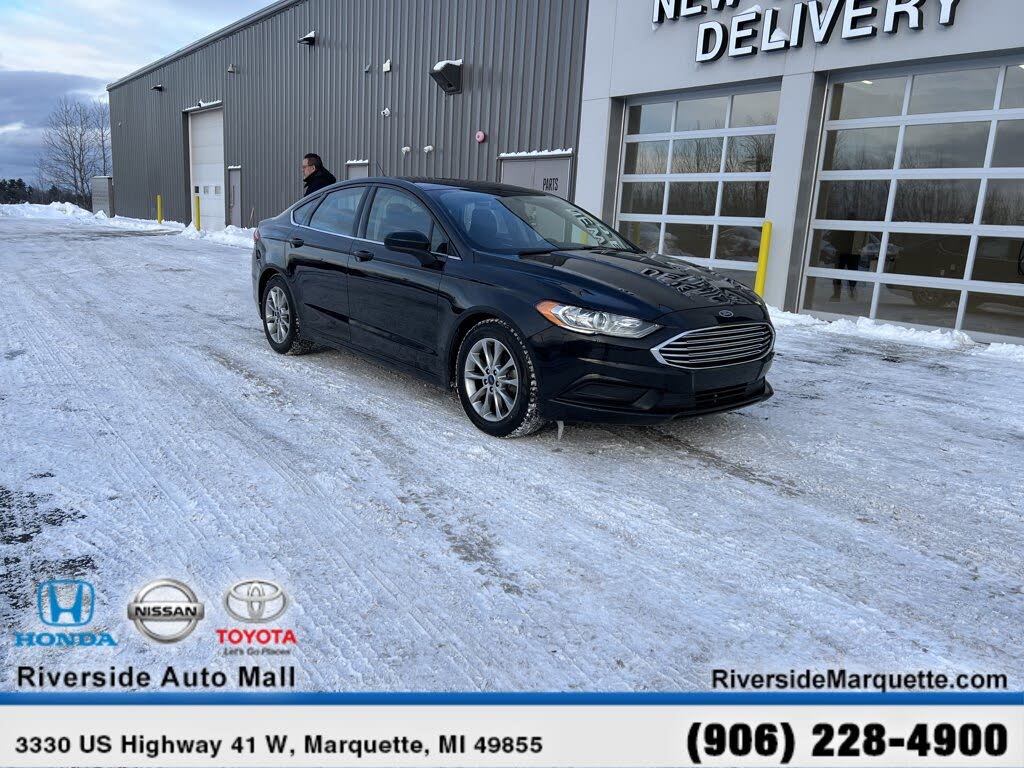2017 Ford Fusion SE