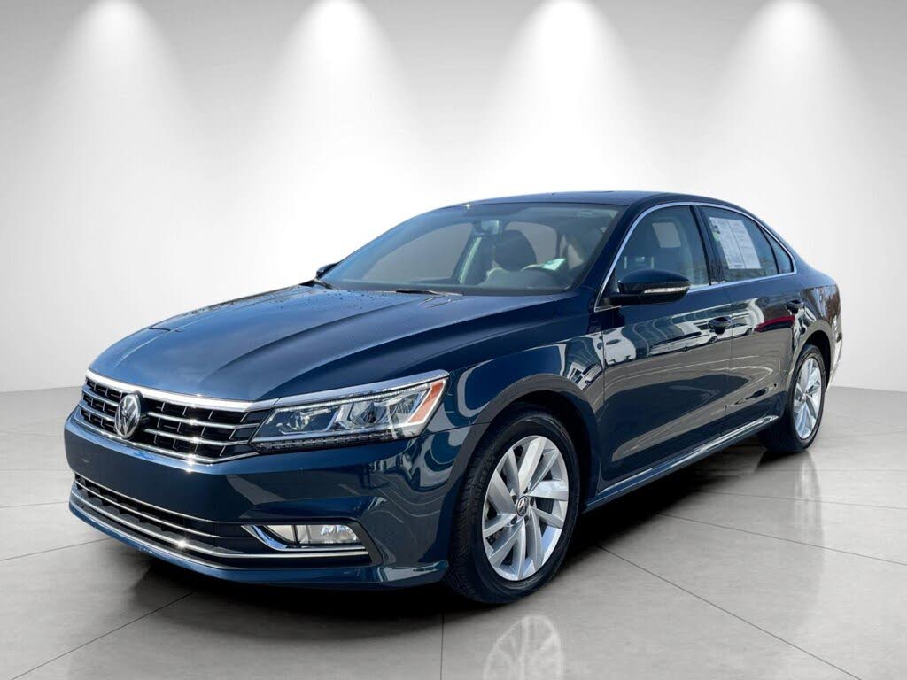 2018 Volkswagen Passat 2.0T SE FWD