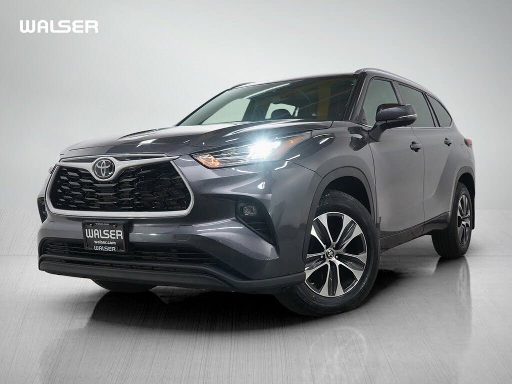 2022 Toyota Highlander XLE AWD