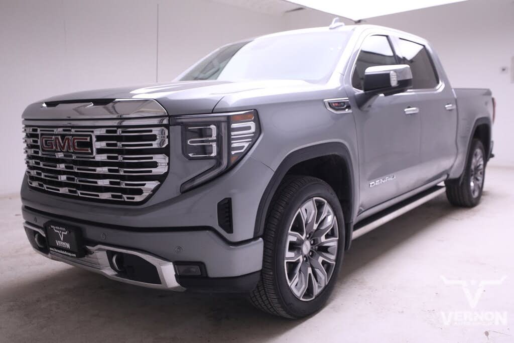 2023 GMC Sierra 1500 Denali Crew Cab 4WD