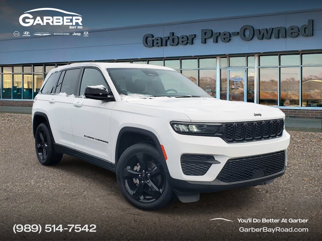 2023 Jeep Grand Cherokee Altitude 4WD