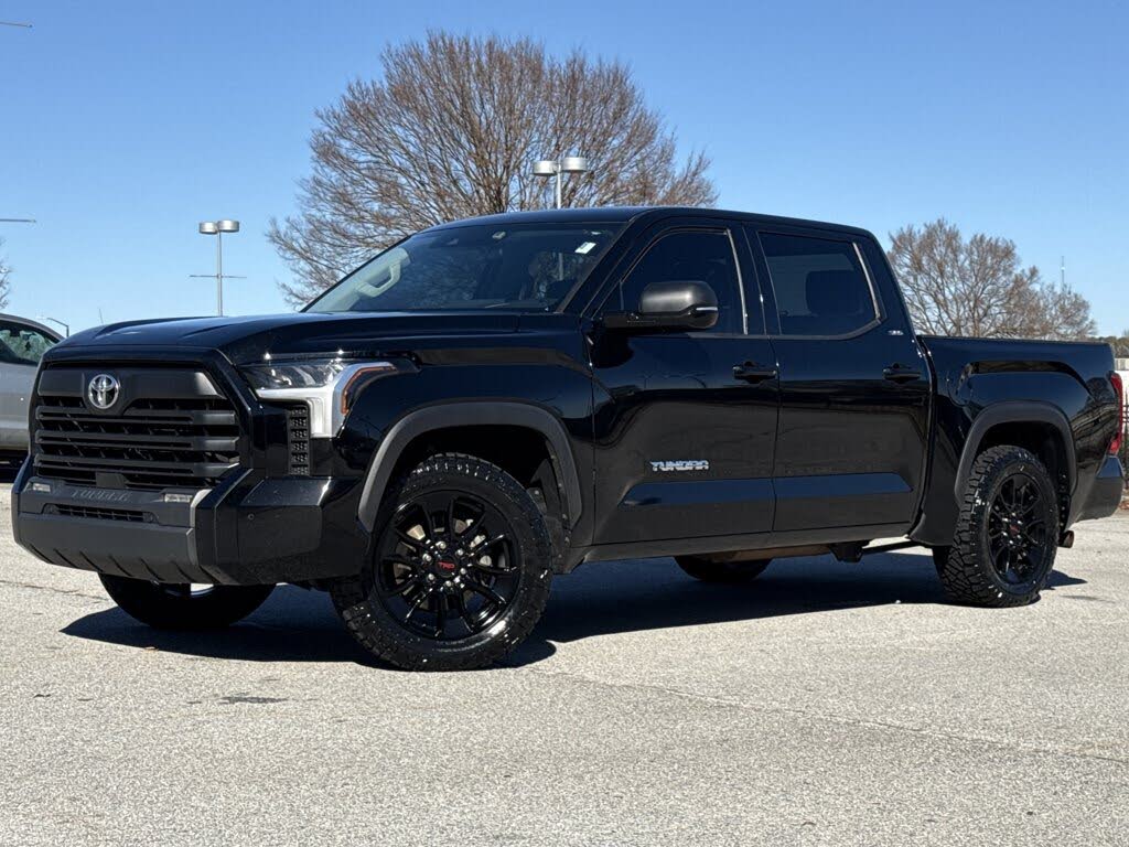 2023 Toyota Tundra SR5 CrewMax Cab RWD