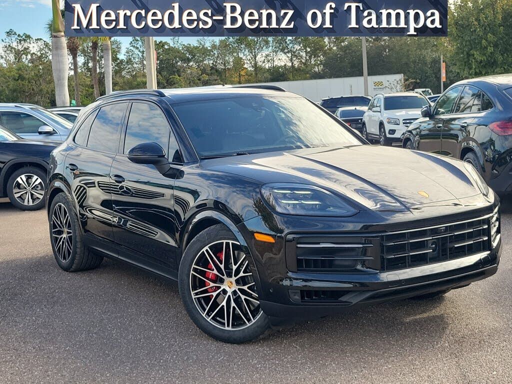 2024 Porsche Cayenne S AWD