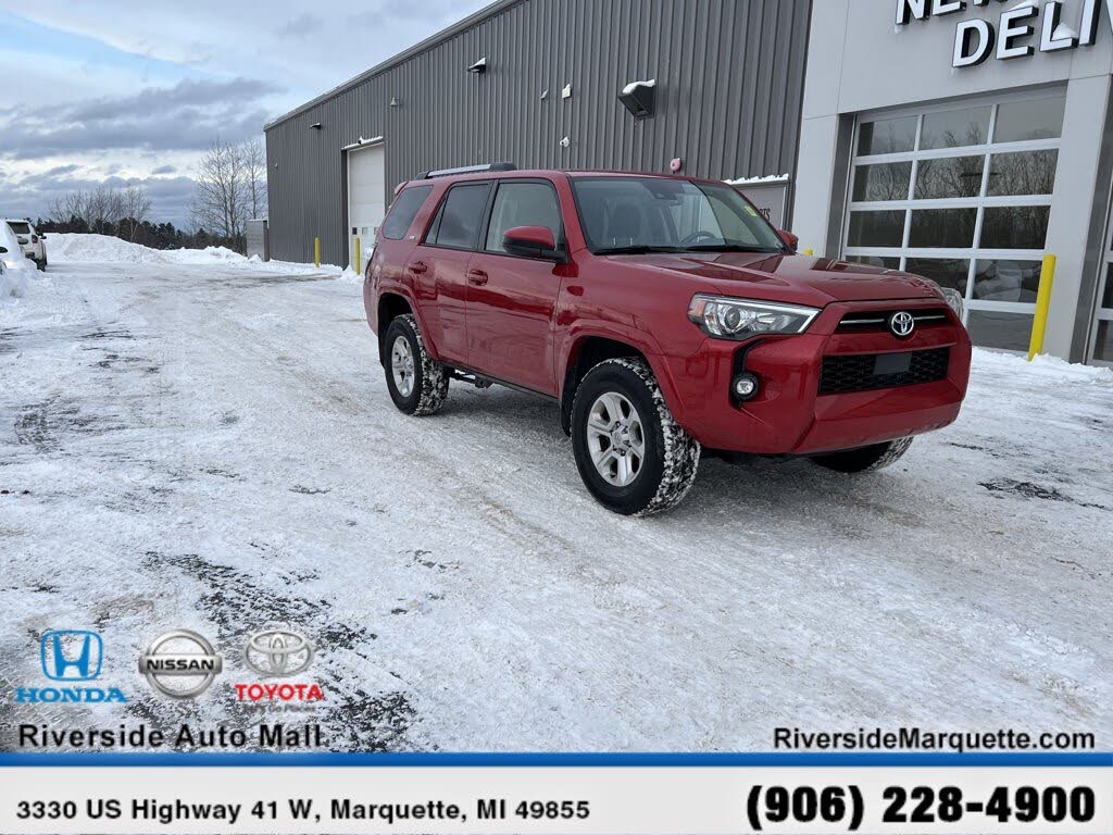 2024 Toyota 4Runner SR5 4WD