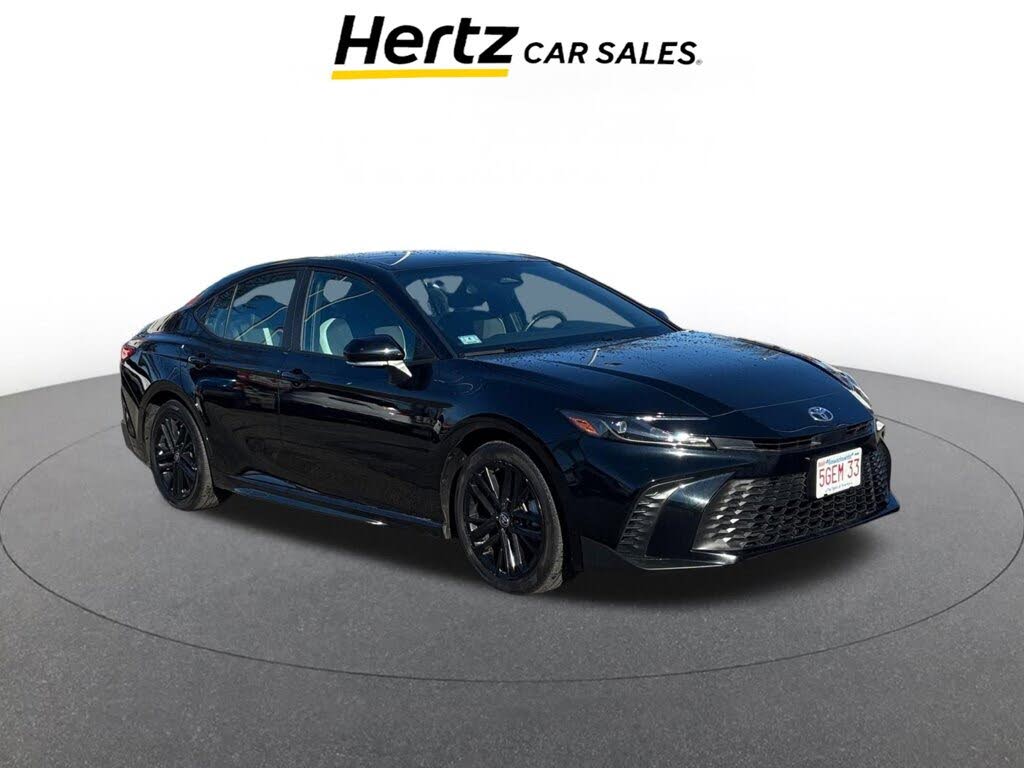 2025 Toyota Camry SE FWD