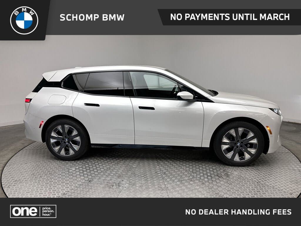 2026 BMW iX xDrive45