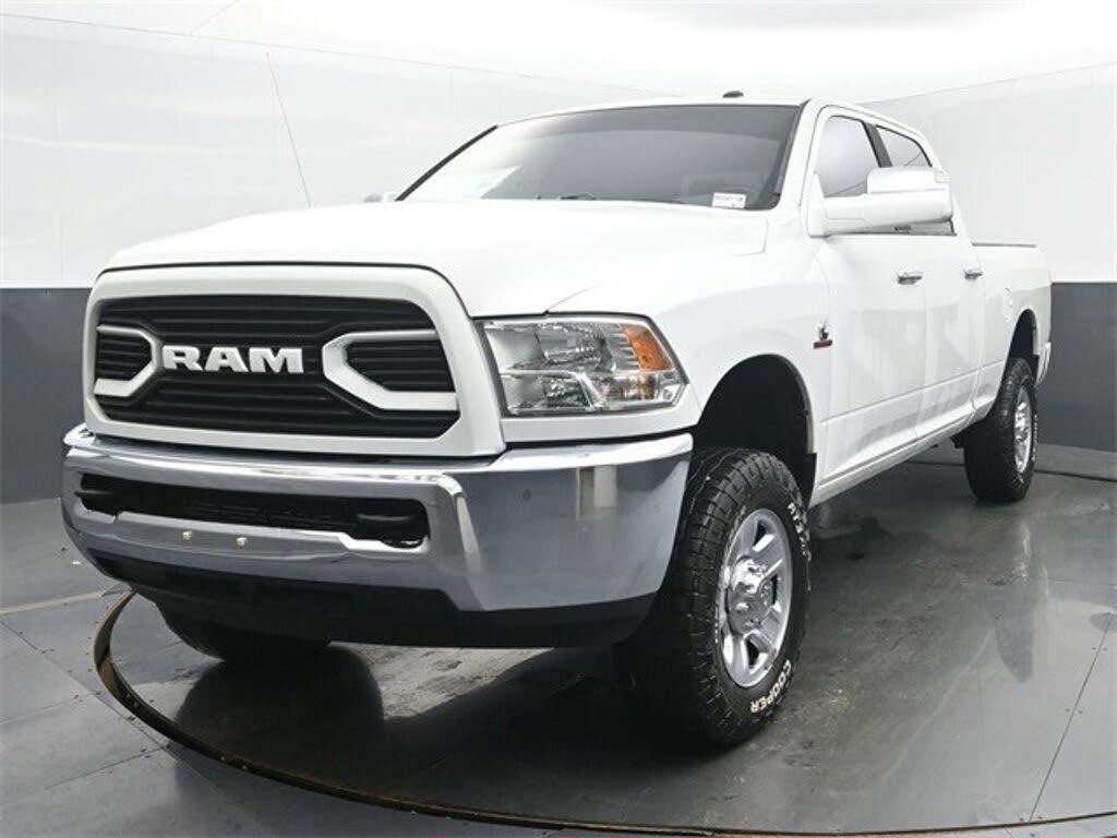 2016 RAM 2500 SLT Crew Cab 4WD