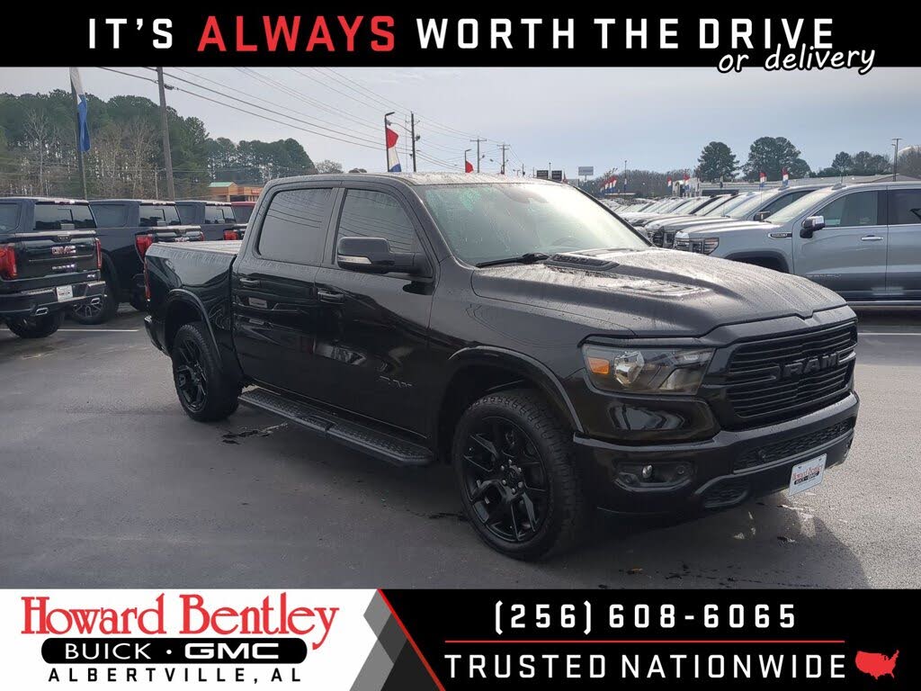 2022 RAM 1500 Laramie Crew Cab 4WD