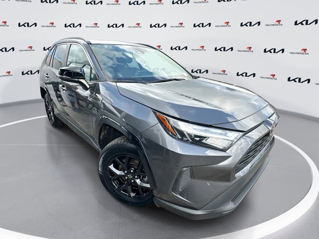 2022 Toyota RAV4 XLE FWD
