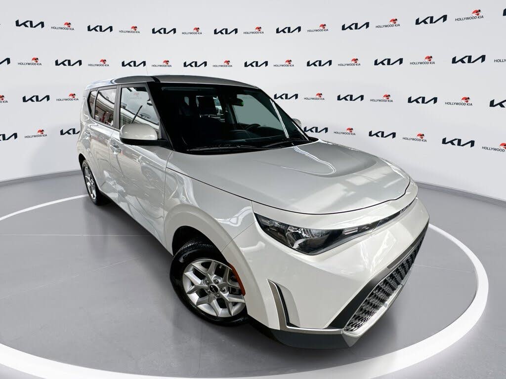 2024 Kia Soul LX FWD