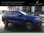 Volkswagen Taos SE FWD