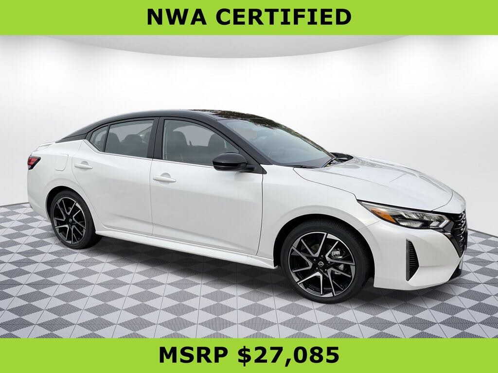 2025 Nissan Sentra SR FWD