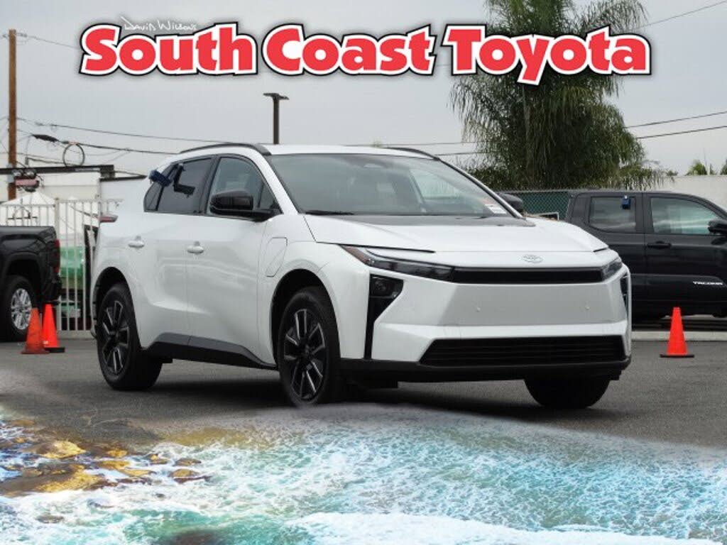 2026 Toyota bZ XLE Plus FWD