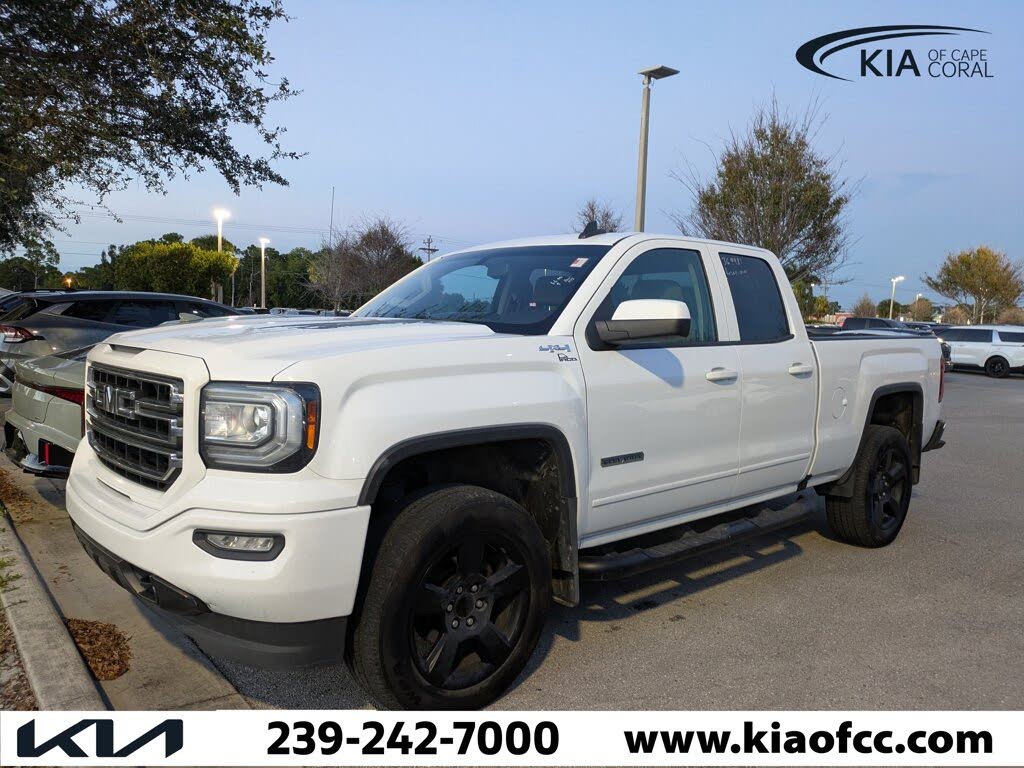 2018 GMC Sierra 1500 Base Double Cab 4WD