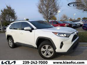 Toyota RAV4 XLE FWD
