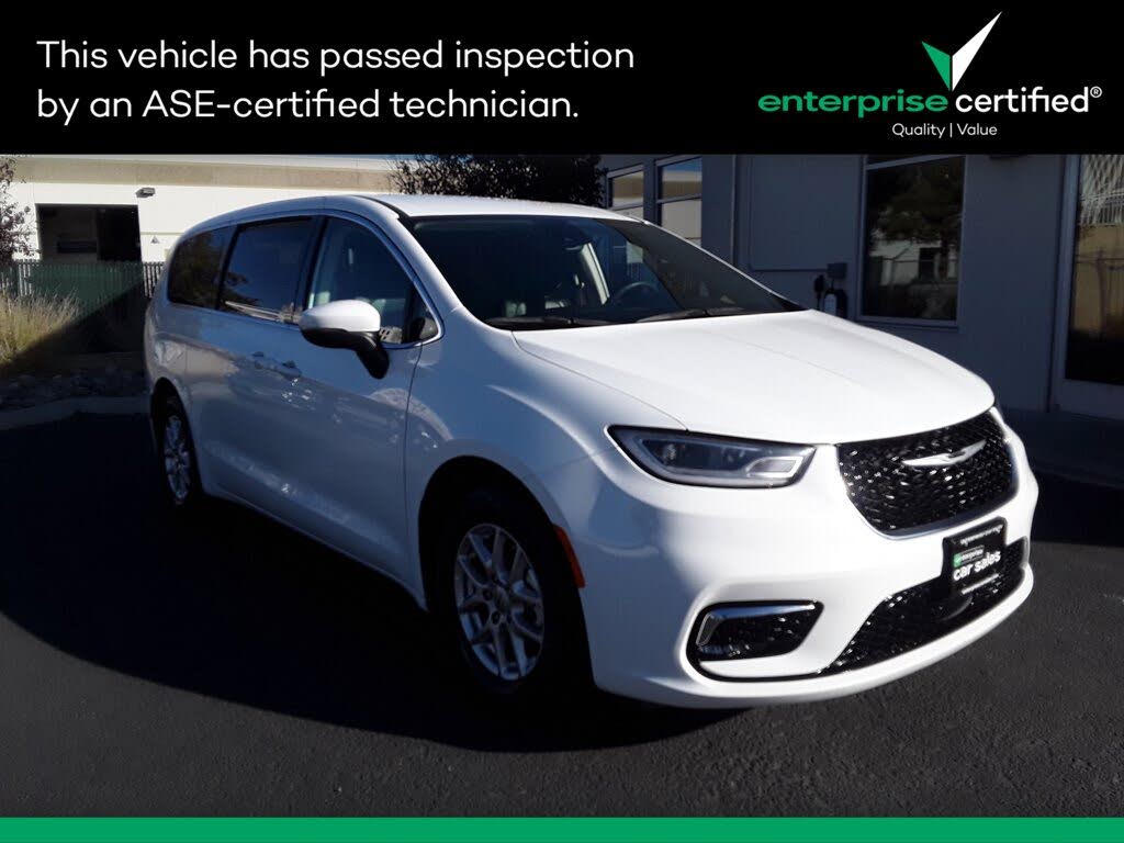 2023 Chrysler Pacifica Touring L FWD